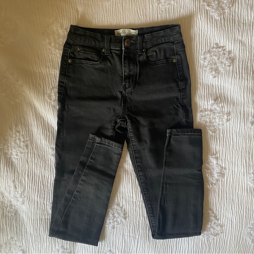 Skinny High Rise Jeans (Size 1) - Mudd - Everyday Essential!